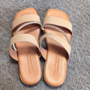 Women's sandals